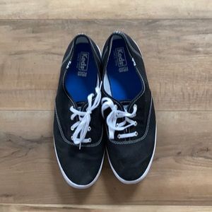 LIKE NEW Black Keds Women’s Champion Originals 10W